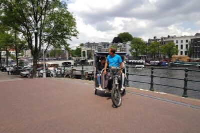 1,5 hours Amsterdam Rickshaw Tour