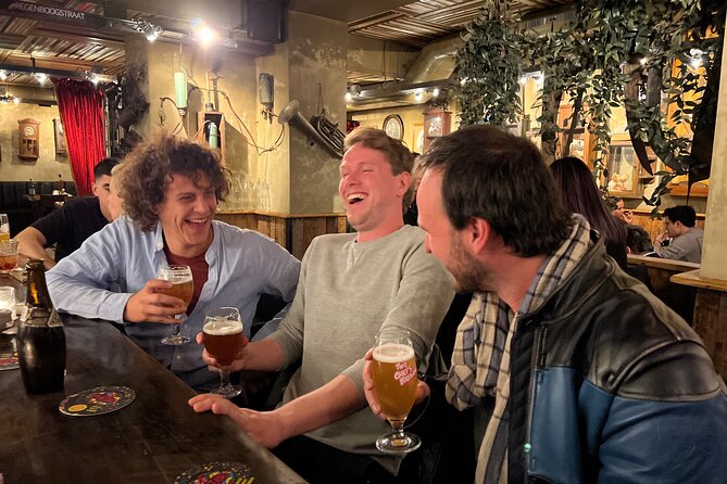 10 Tastes of Amsterdam: Food Tour by UNESCO Canals and Jordaan - Fresh stroopwafels at Hans Egstorf