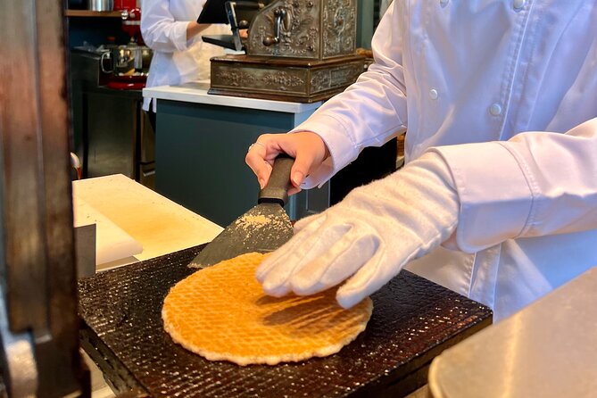 10 Tastes of Amsterdam: Food Tour by UNESCO Canals and Jordaan - Herring before 4pm at Jonk