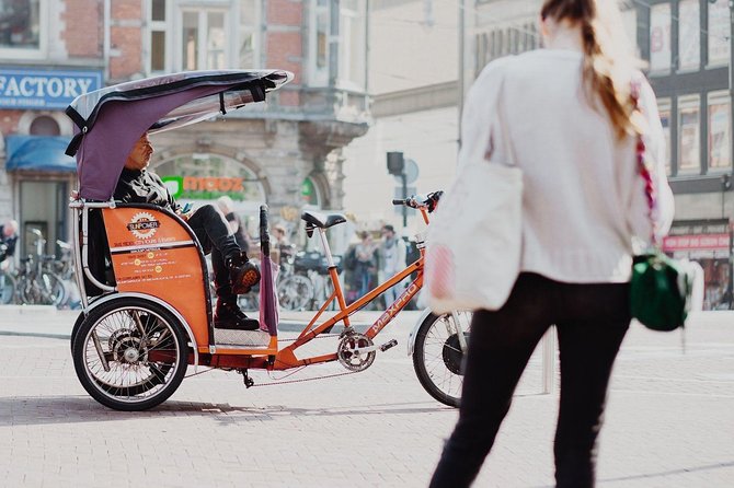 2 hours Amsterdam City Tour in Pedicab - The guides make or break the experience