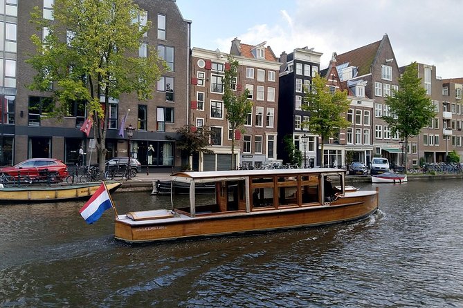 A unique experience! Semi private cruise. Authentic stylish boat! Book Leemstar! - Passing the Anne Frank House by water