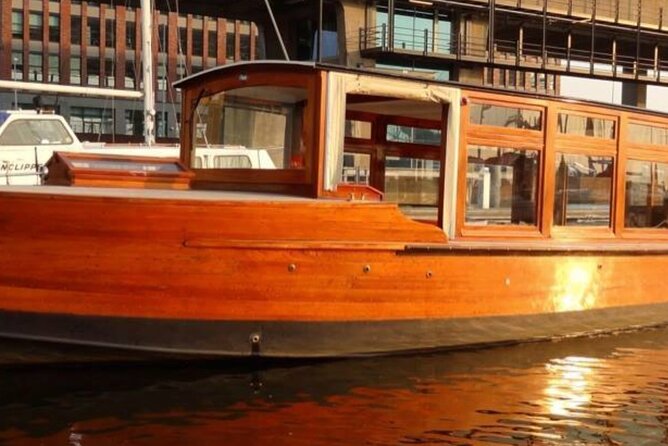 A unique experience! Semi private cruise. Authentic stylish boat! Book Leemstar! - What the guides add to the ride
