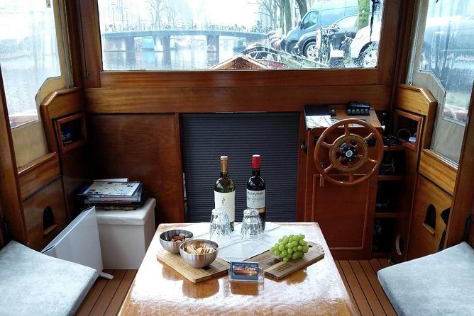 A unique experience! Semi private cruise. Authentic stylish boat! Book Leemstar! - Is $87.08 good value for 90 minutes?