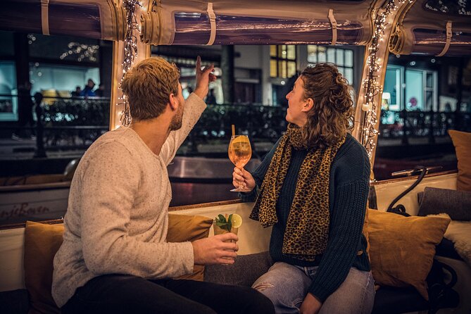 Amsterdam: 1-Hour Canal Cruise in the Evening - Guide quality matters more than the boat