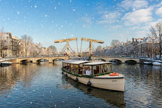 Amsterdam 1-Hour Canal Cruise With Live Guide - Why a one-hour cruise is a smart first look at Amsterdam