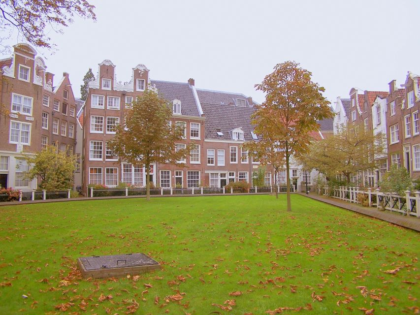 Amsterdam: 2.5-Hour Historic Private Walking Tour - Narrow lanes in the Red Light District