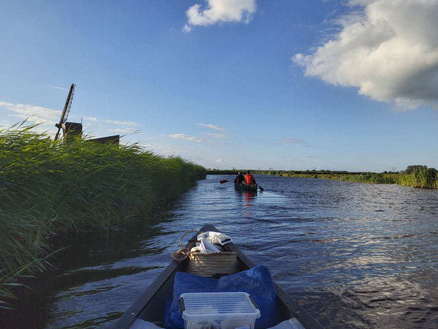 Amsterdam: 2-Hour Guided Canoe Trip - A short briefing before you paddle