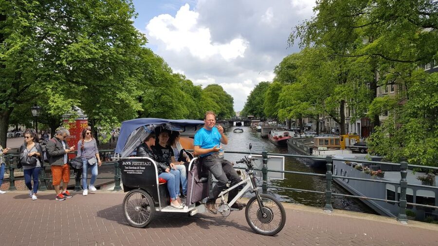 Amsterdam: 2-Hour Sightseeing Tour by Rickshaw - Value at $259 for Two People