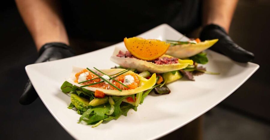 Amsterdam: 3 Course Dinner in the Dark - What the darkness teaches your palate