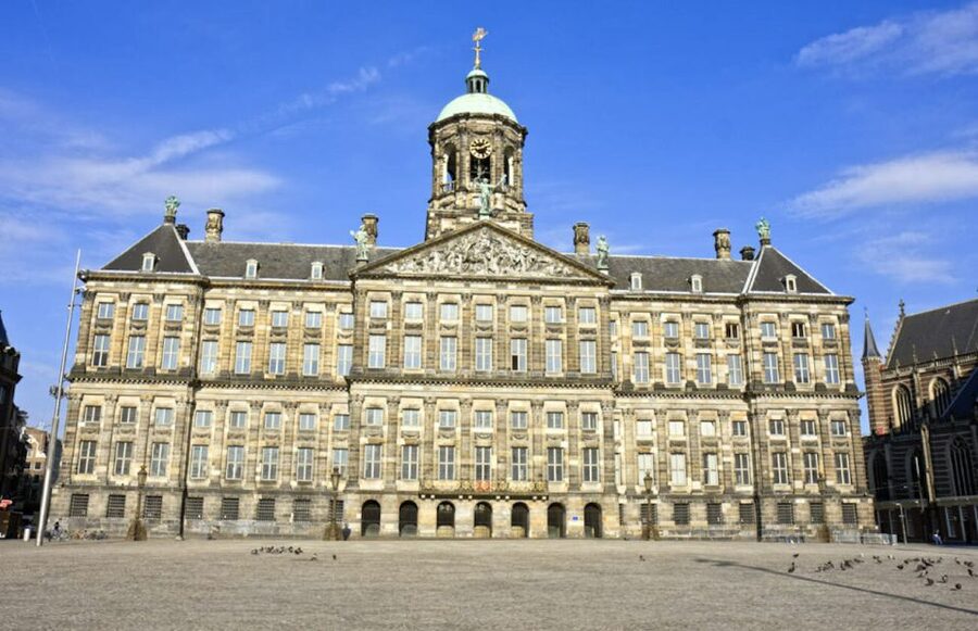 Amsterdam: 3-Hour Private Highlights City Tour by Minivan - Dam Square, the Royal Palace, and the Old Church