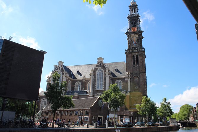 Amsterdam 3 hrs Bike Tour – live guide En/Fr/De/Nl/Sp - Museumplein and Van Gogh context