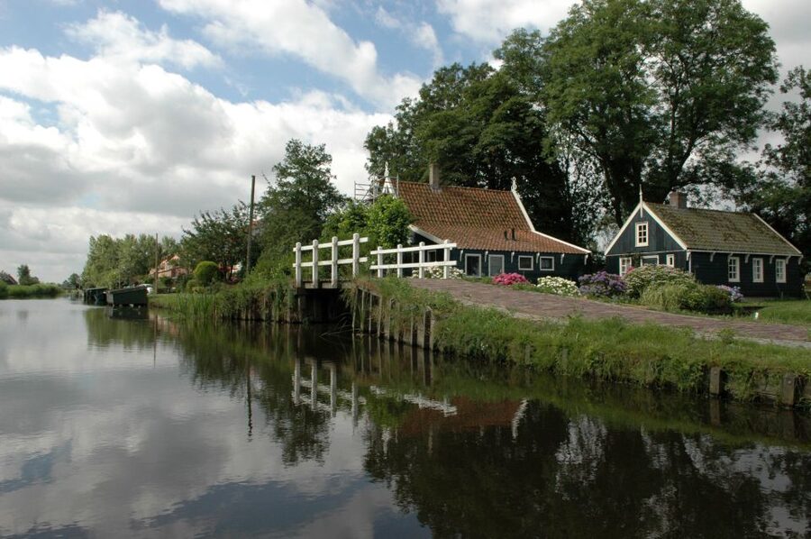 Amsterdam 5-Hour Guided Canoe Trip in the Wetlands - Who should book this canoe trip?