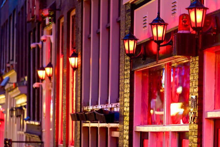 Amsterdam: After Dark Red Light District Tour - Meeting outside Frisco Inn