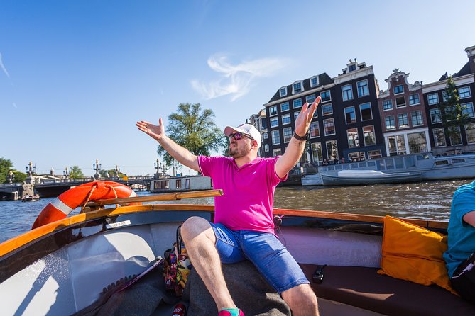 Amsterdam All-Inclusive 90-Minutes Heated Cruise by Captain Jack - Canalside houses and small details worth watching for