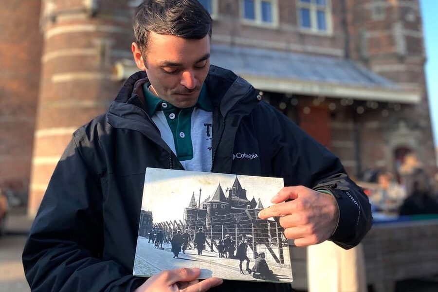 Amsterdam: Anne Frank Guided Small Group Walking Tour - Key points at a glance