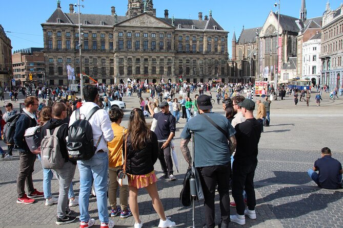 Amsterdam: Anne Frank Small Group Walking Tour - Entering the Anne Frank House