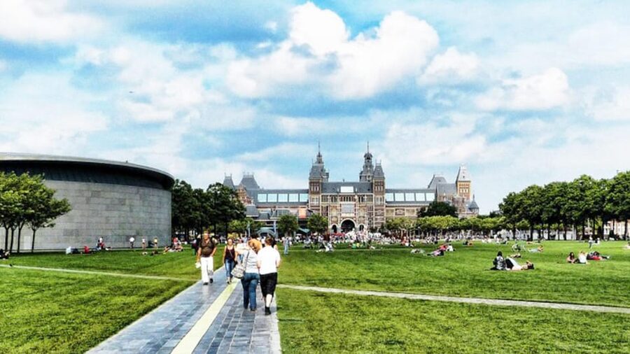Amsterdam Audioguide - TravelMate app for your smartphone - Heineken, the port, and the Red Light District