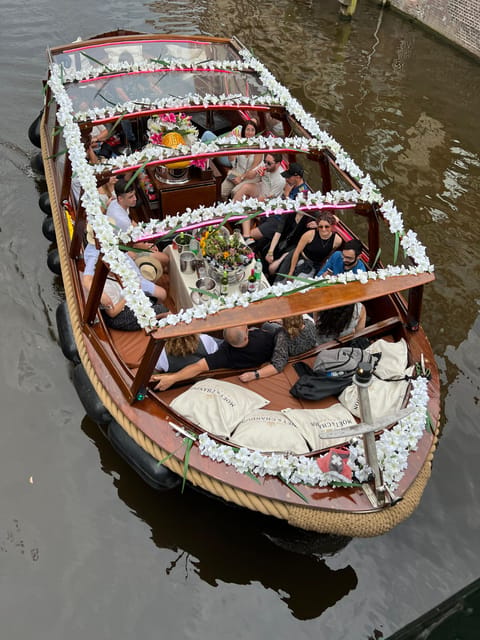 Amsterdam: Boat Tour with Optional Unlimited Drinks - Why Amsterdam looks different from the Enterprise boat