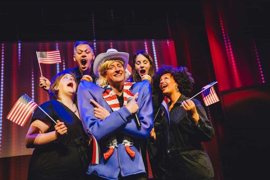 Amsterdam: ‘Boom Chicago’ English Comedy Show - Practical planning for your Amsterdam evening