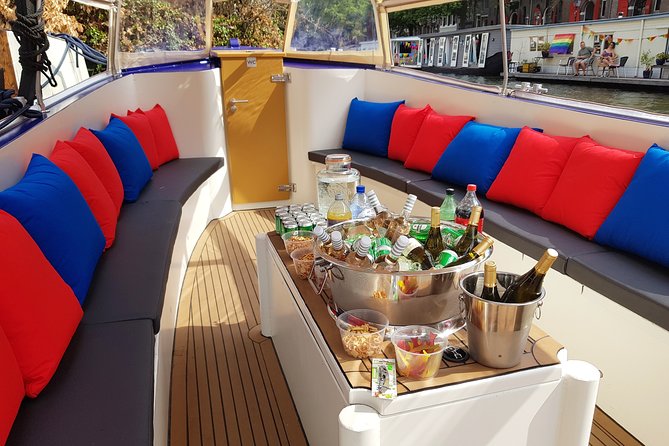 Amsterdam: Canal Booze Cruise with Unlimited Drinks Option - The one-hour route and its best views