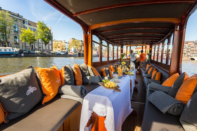 Amsterdam Canal Cruise with Cheese and Wine - What this Amsterdam canal cruise is really like