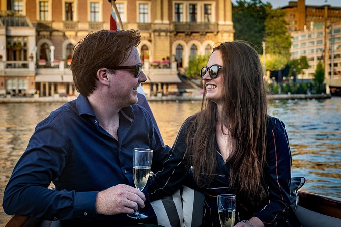 Amsterdam Champagne Private Canal Cruise - Key points to know before you book