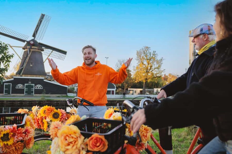 Amsterdam: Cheese, Windmill & Countryside Bike Tour - From Central Station to Open Meadows