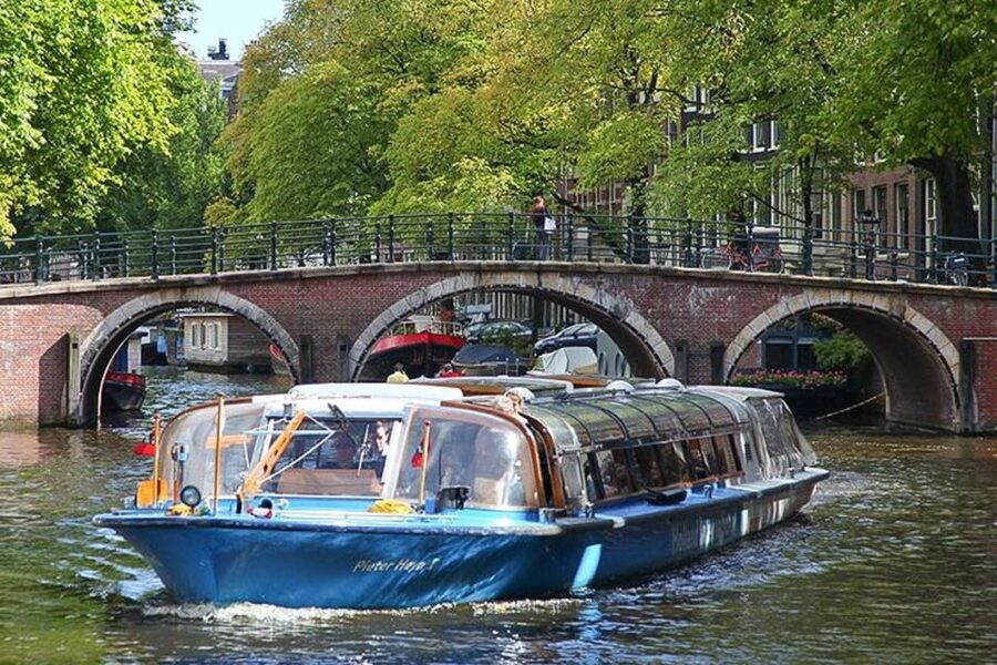 Amsterdam City Center Guided Walking Tour - 12 guests 2,5h - The Jewish Quarter, Rembrandt, and the Amstel