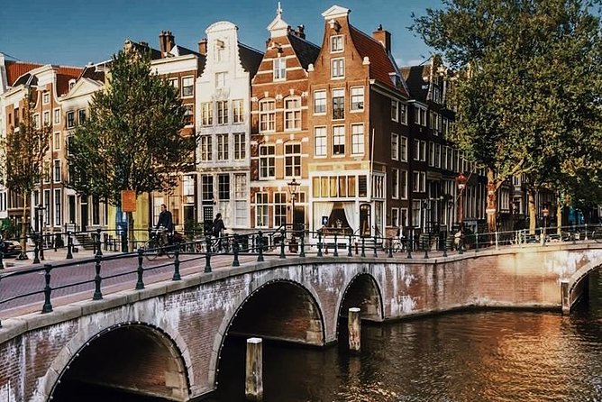 Amsterdam City Center & History - Exclusive Guided Walking Tour - Zeedijk, Nieuwmarkt, and The Waag