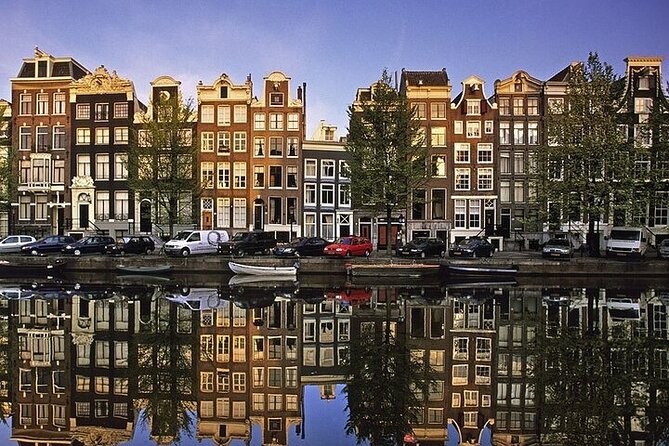 Amsterdam City Center, Red Light District and Coffee Shops Tour - The National Monument and Amsterdam’s wartime memory