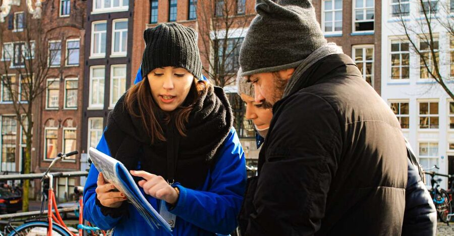 Amsterdam: City Center Walking Tour in italian - Key points to know before booking