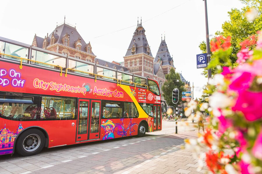Amsterdam: Combo Rijksmuseum & Hop-On Hop-Off Bus - Who will get the most from the $50 price
