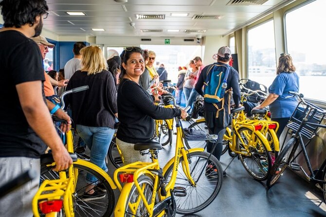Amsterdam Countryside and Villages Bike Tour - Ransdorp gives the ride a historic center