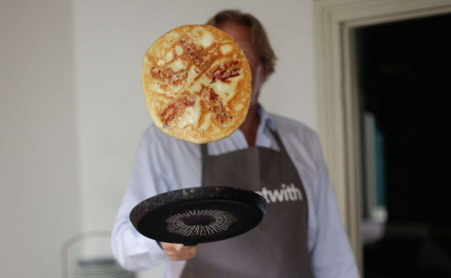 Amsterdam: Craft Dutch Pancakes in Charming Canal House - Conversation Is Part of the Lesson