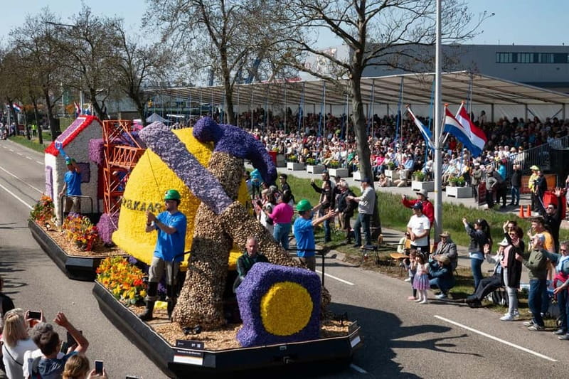 Amsterdam: Day Trip to Flower Parade & Keukenhof on April 18 - Practical advice before you reserve