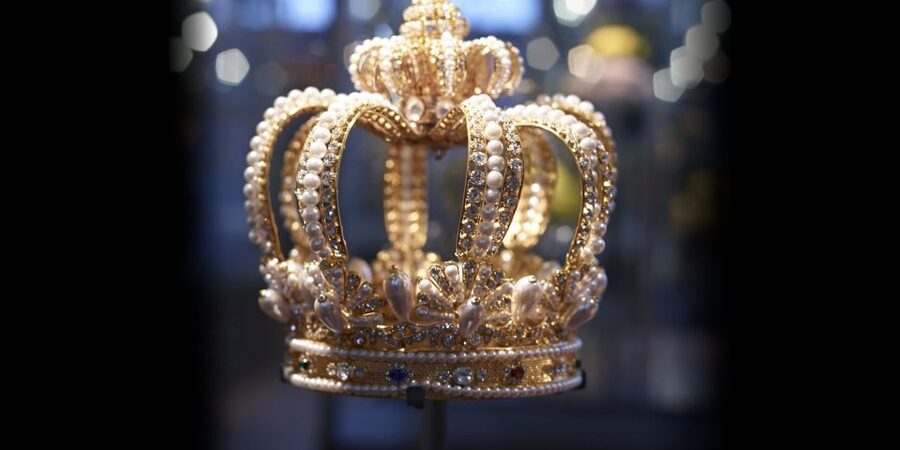 Amsterdam: Diamond Museum Entrance Ticket - Your ticket also includes Coster Diamonds