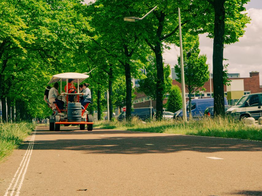 Amsterdam: Dutch Beer Bike Blast Tour with Onboard Bar - The onboard bar and 20 liters of beer