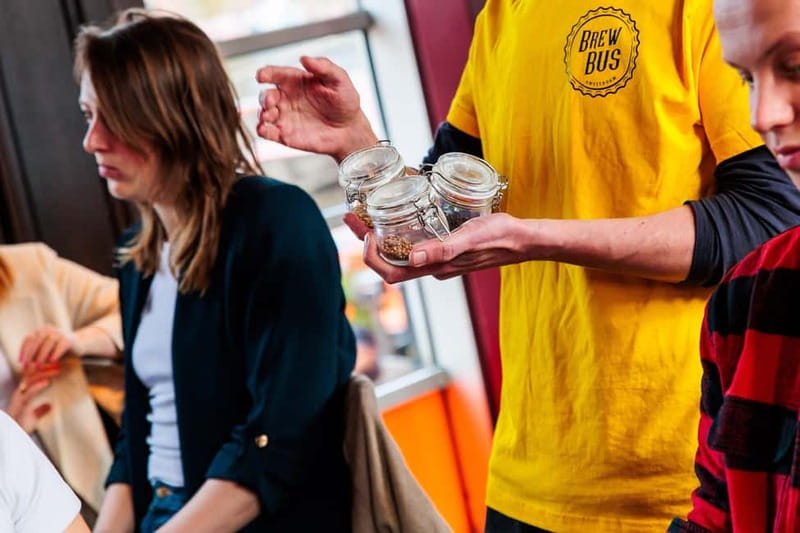 Amsterdam: Dutch Craft Beer Tasting with cheese and snacks - My call: book it for a lively introduction