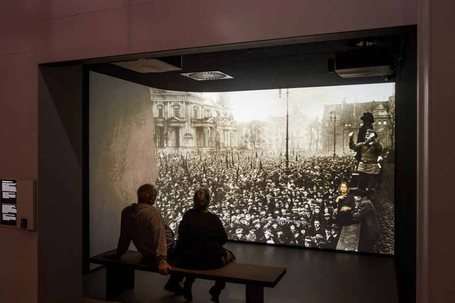 Amsterdam: Dutch WWII Resistance Museum Entry Ticket - Jewish Dutch lives and the cost of occupation