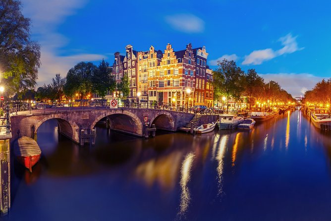 Amsterdam Evening Canal Cruise with Live Guide and Onboard Bar - How much value do you get for $24.61?