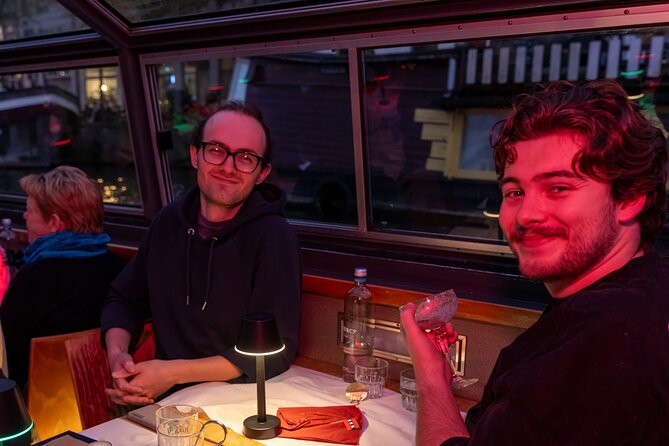 Amsterdam Evening Cocktail Cruise with snacks - My verdict on the evening boat ride