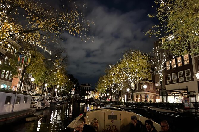 Amsterdam Evening Cosy & Small Cruise & Drinks and Bites - Sunset - Why Amsterdam looks different from a small boat