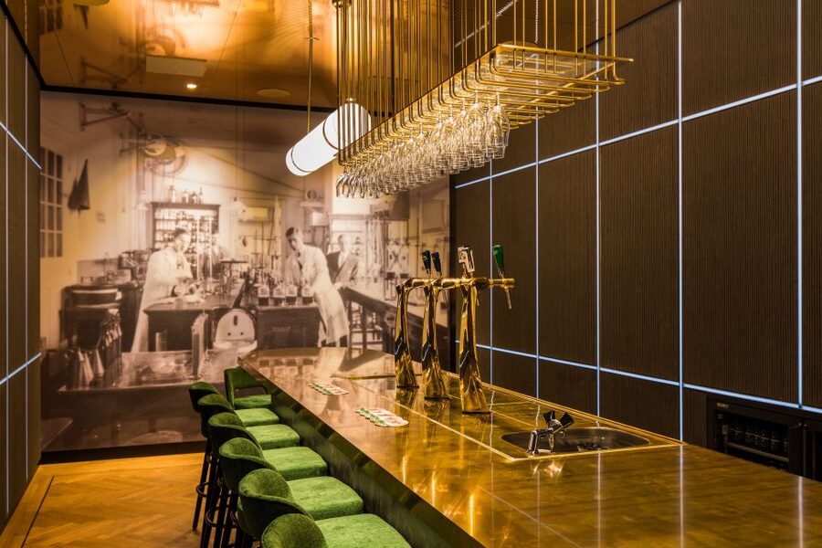 Amsterdam: Exclusive Heineken Experience VIP Tour Ticket - Five beers, five bites, and a private bar