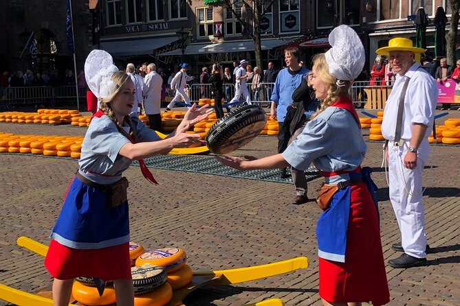 Amsterdam: Experience Edam, a Cheese Tasting, and a Windmill - Guide quality can shape the whole day