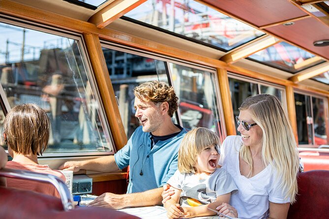 Amsterdam Family-Friendly Canal Cruise with Snackbox Option - A route through the Canal District