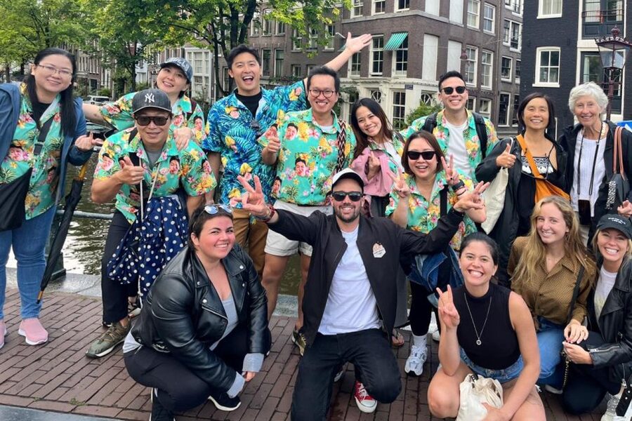 Amsterdam: Food and Culture Walking Tour with Tastings - Who should book this experience?