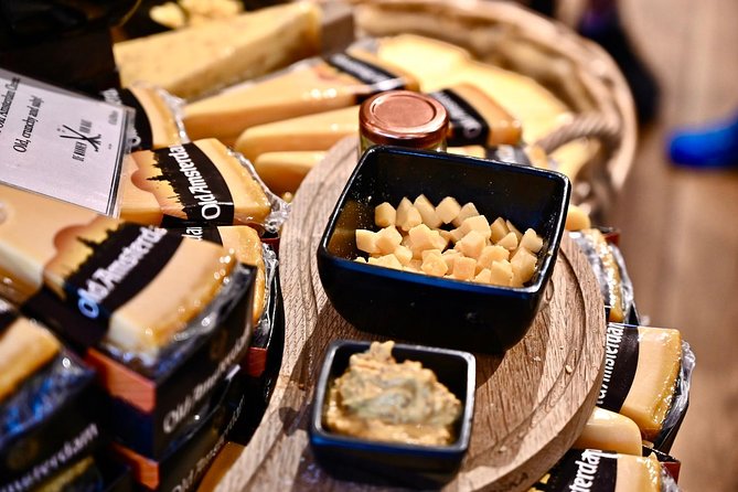 Amsterdam Food Tour of 10+ Local Classic Tastings in Jordaan Area - Bitterballen and stamppot explain Dutch comfort food