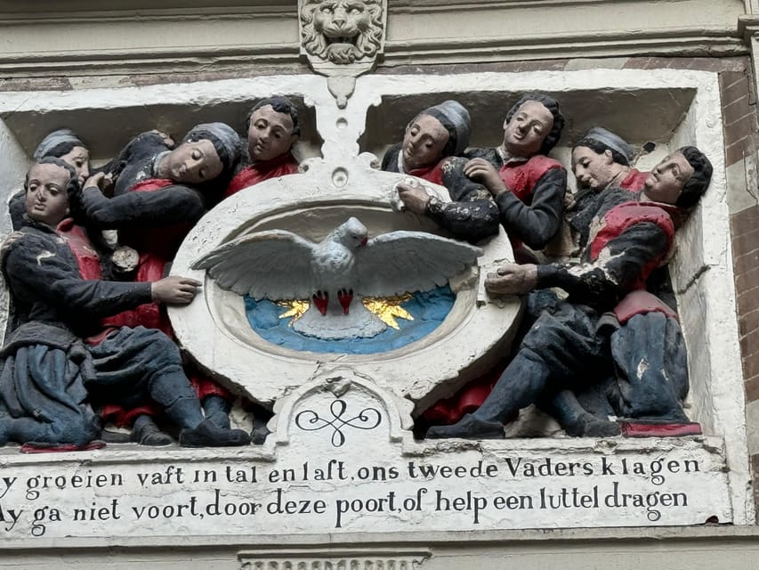 Amsterdam: Ghost Walking Tour and Dark History - Prins Hendrikkade and the walk toward the Weeping Tower