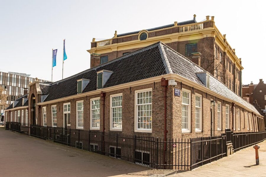 Amsterdam: Guided Anne Frank Small-Group Walking Tour - Key points to know before booking