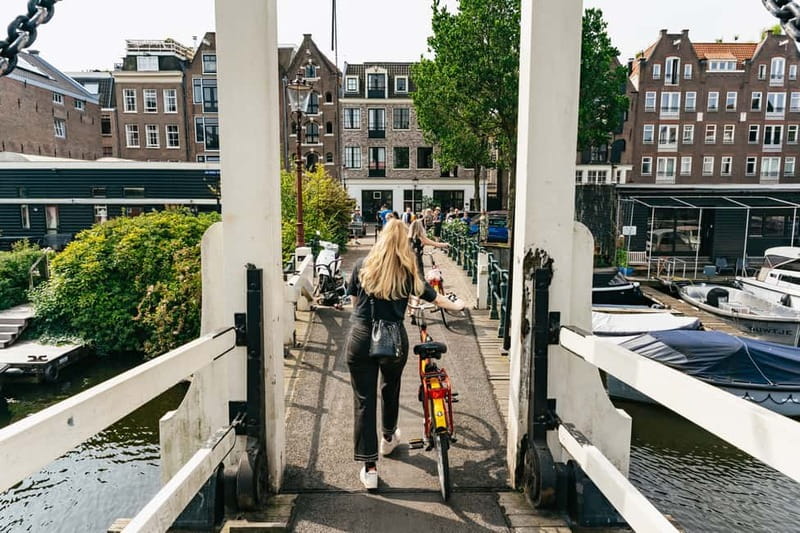 Amsterdam: Guided Bike Tour City Centre in EN/DE/FR/ES - Brouwersgracht, Jordaan, and the Nine Streets